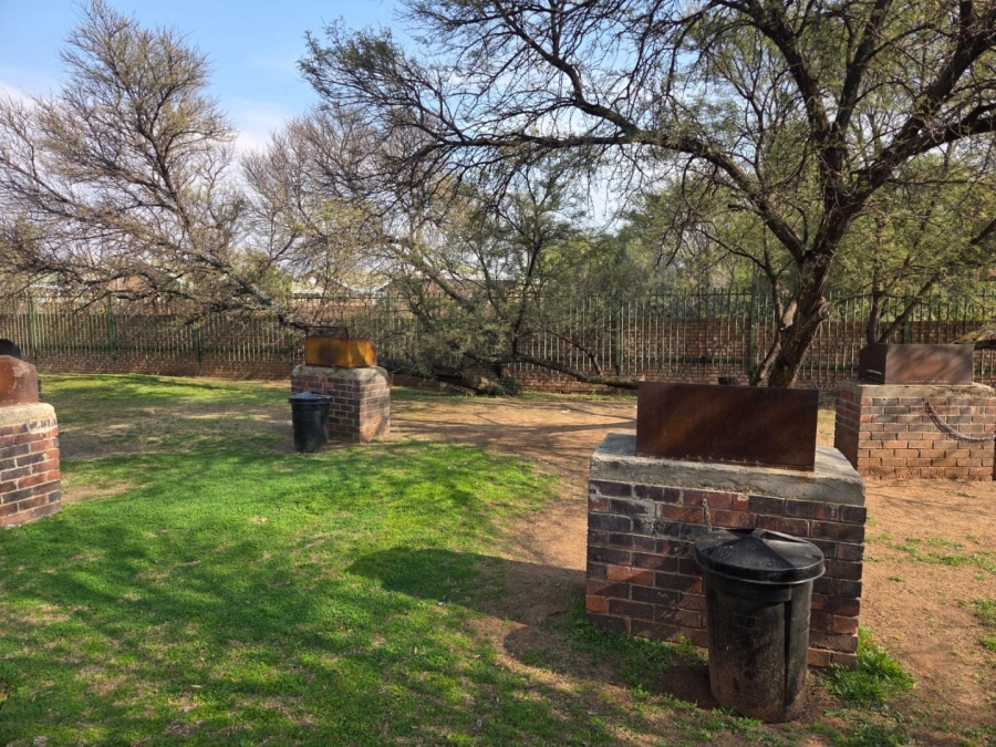 1 Bedroom Property for Sale in Willows Free State